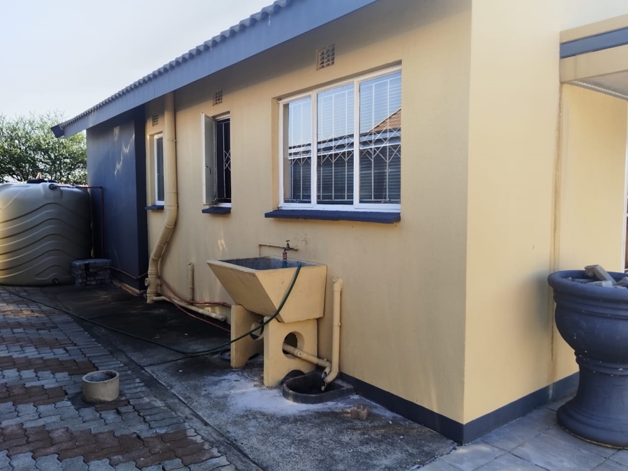 2 Bedroom Property for Sale in Freedom Park North West